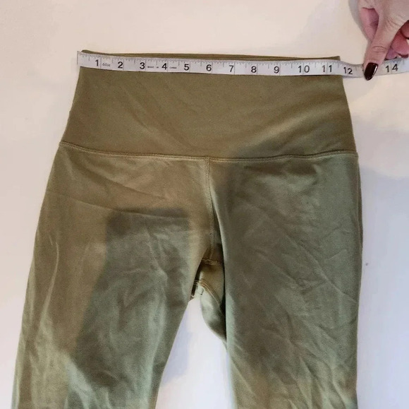 Lululemon Align Crop Leggings Green Size 6 - Picture 5 of 7